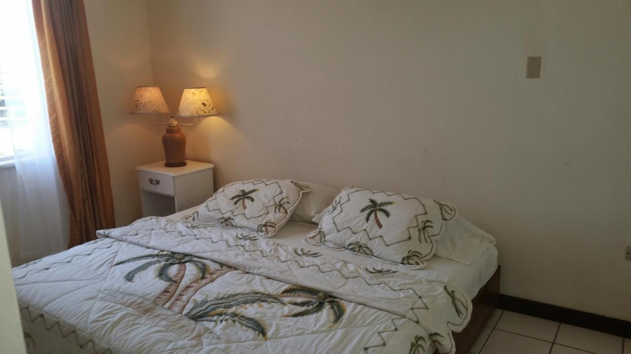 SeaCastles Beach Apartments - 3