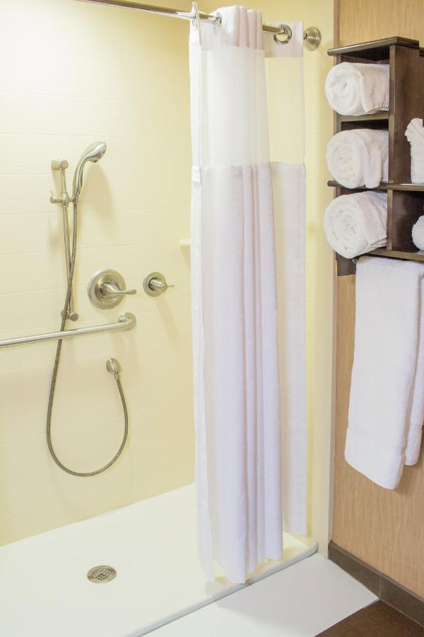 Little Missouri Inn & Suites Watford City — photo 3