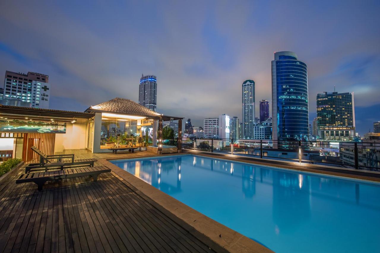 Rooftop swimming pool: The Grand Sathorn