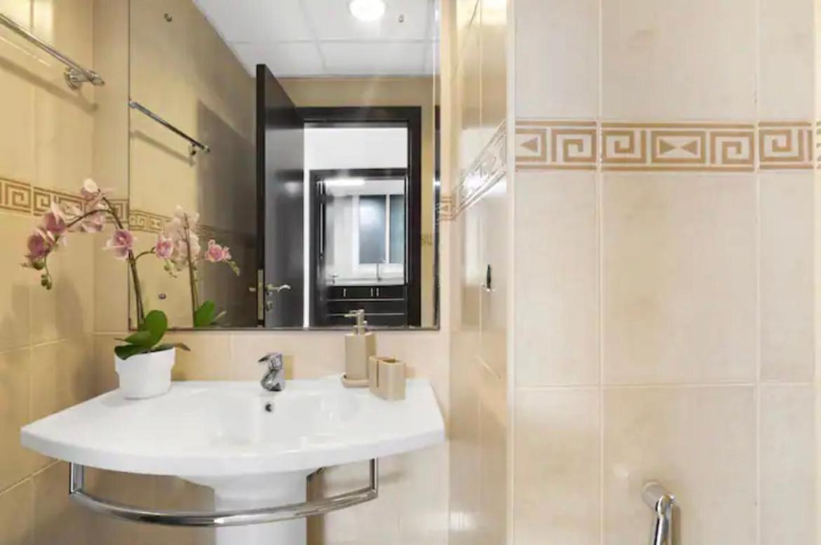 Dubai marina sail - 3