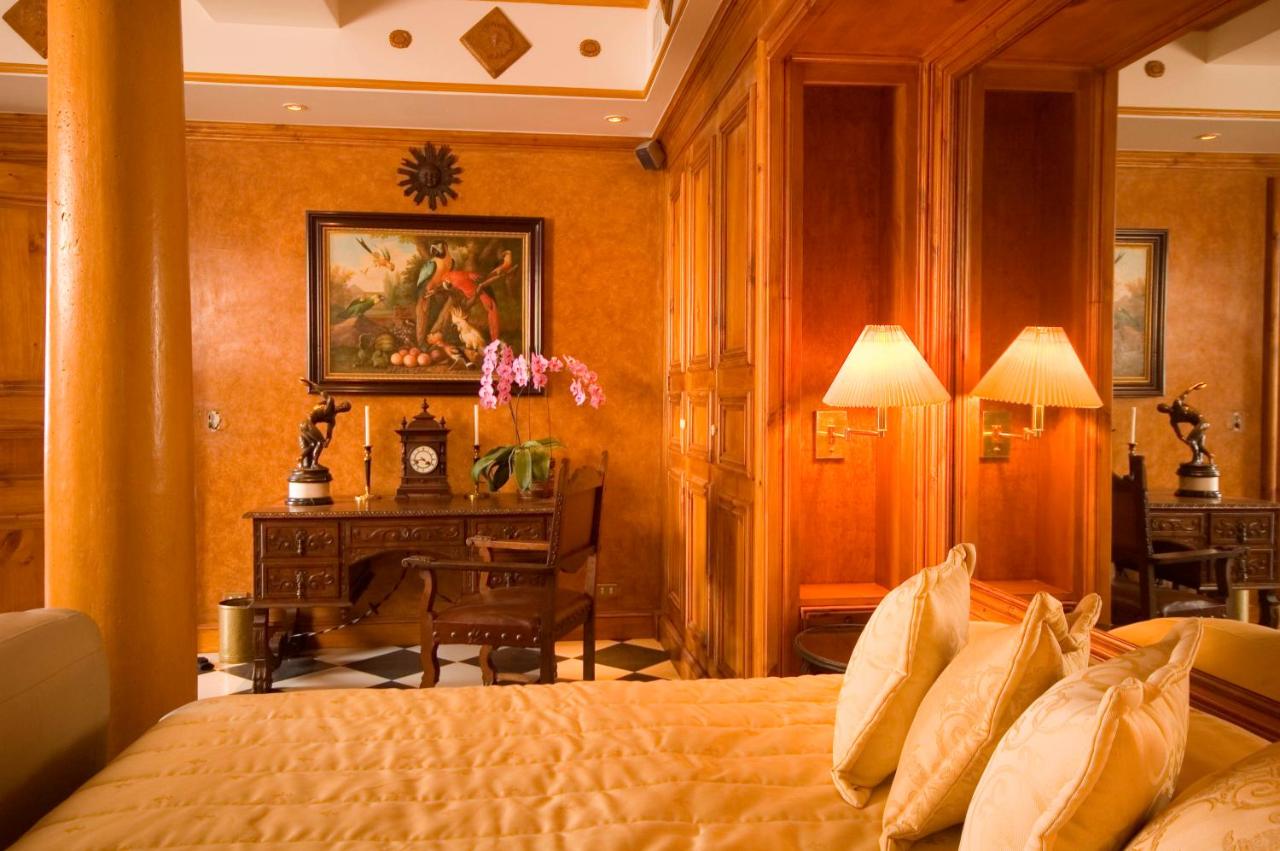 Zephyr Palace Luxury Hotel photo