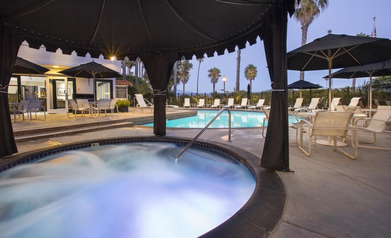 Heated swimming pool: West Beach Inn, a Coast Hotel
