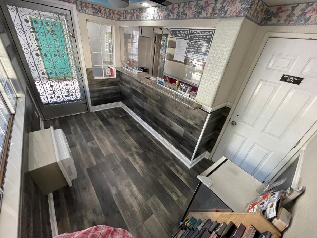 Hollywood Guest Inn - 4