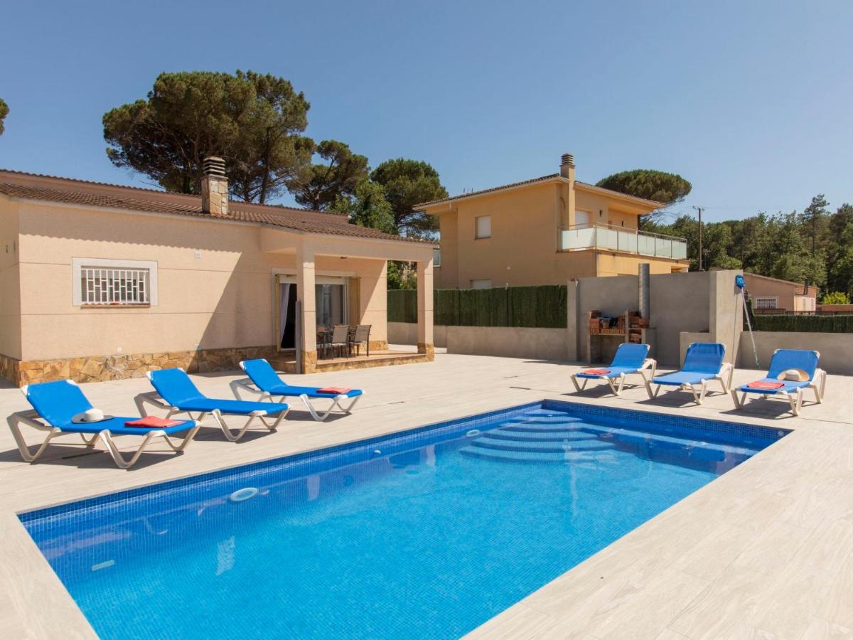 Holiday Home Granada, Vidreres – Updated 2022 Prices