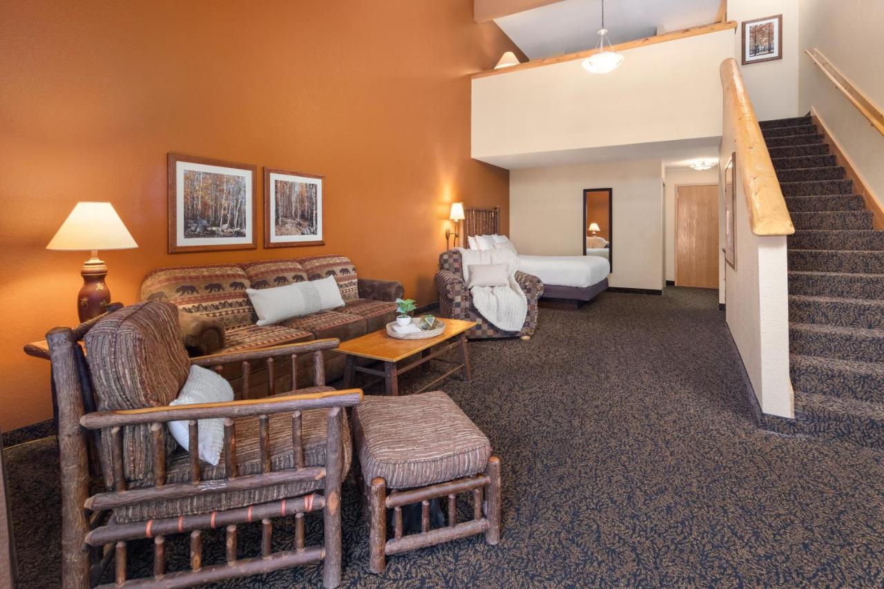 bantr Grand Hotel Wausau - Rothschild — photo 19