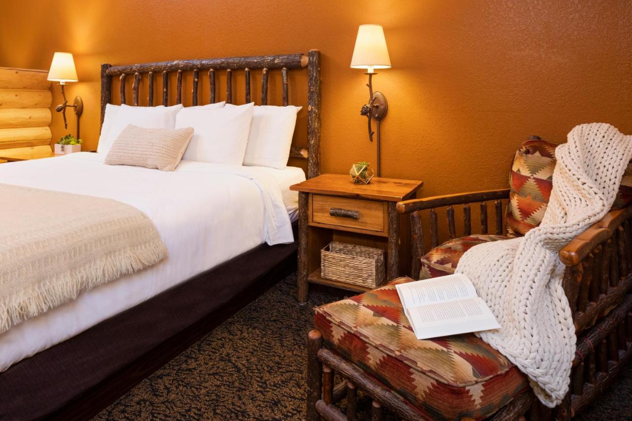 bantr Grand Hotel Wausau - Rothschild — photo 21