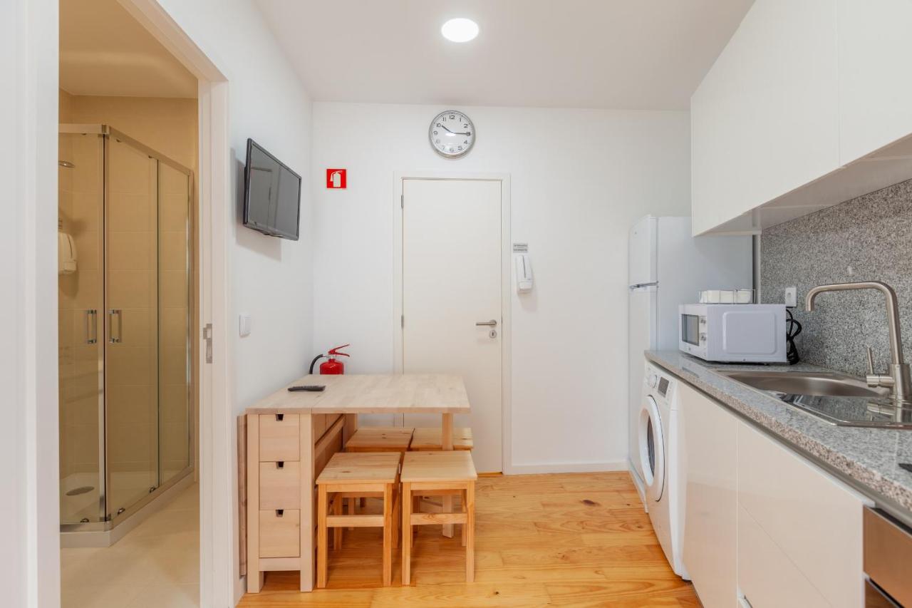 Villa Apartments & Suites - 5