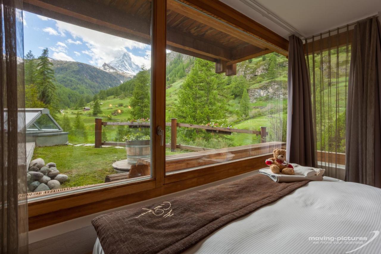 Suitenhotel Zurbriggen photo