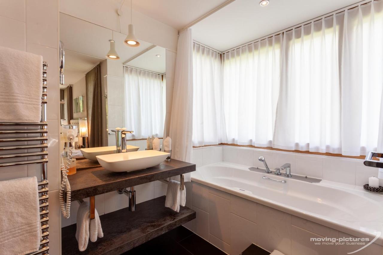 Suitenhotel Zurbriggen photo