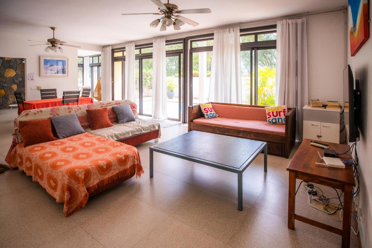 Villa Simone: Sunlit Beach Getaway w/ Pool + WIFI - 2