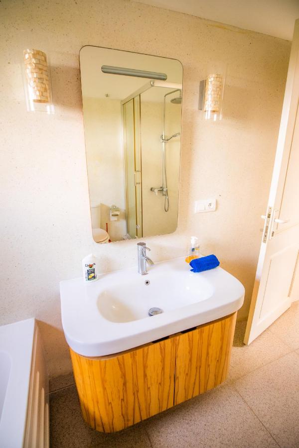 Villa Simone: Sunlit Beach Getaway w/ Pool + WIFI - 3