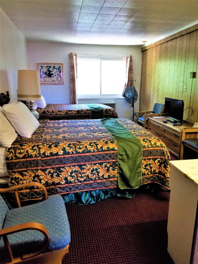 Town House Motor Inn — photo 5