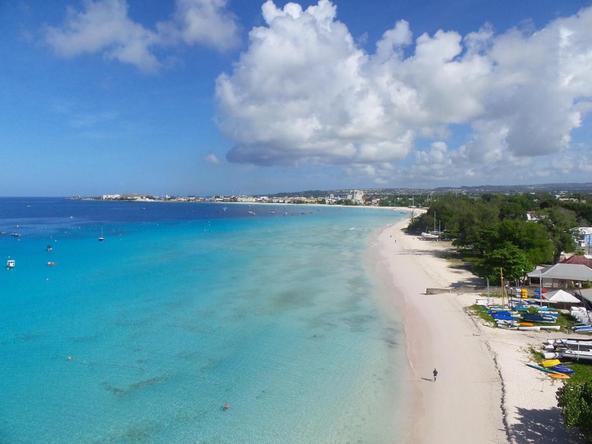 Beach: Radisson Aquatica Resort Barbados