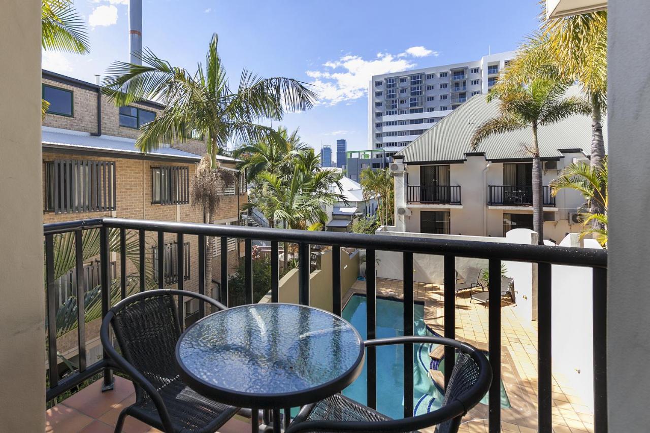 Parkview Apartments photo