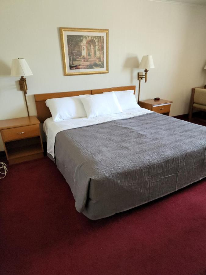 Family Budget Inn Bethany — photo 22
