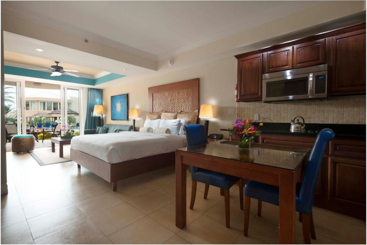 Divi Aruba Phoenix Beach Resort photo