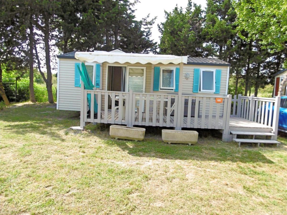 Mobil home - Clim, TV - Camping Ensoya '3 étoiles' - 001 A GARDER (Francia  Sigean) - Booking.com