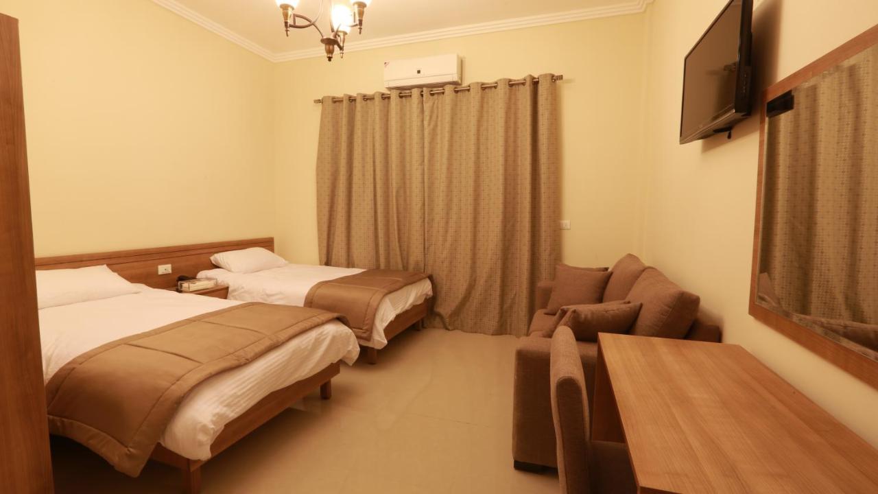 Hotel Miziara photo