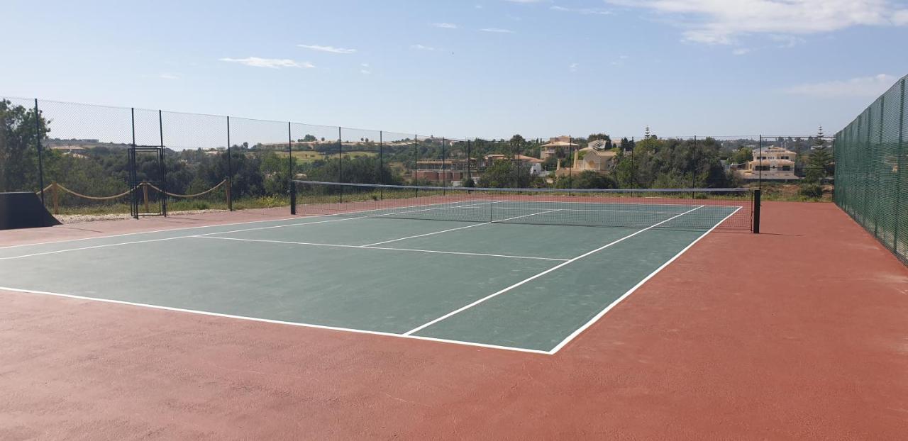 Tennis court: Atalaia Sol Aparthotel