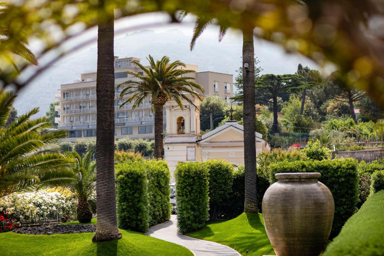 Grand Hotel Angiolieri photo