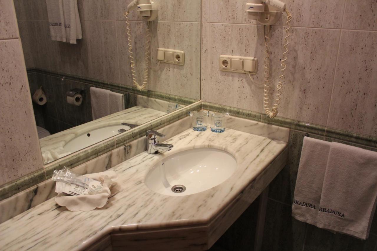 Hotel Herradura, Santiago de Compostela – Updated 2022 Prices