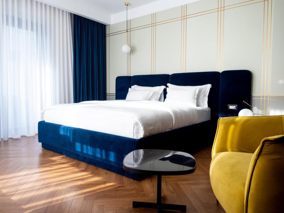 Moncafe Hotel Etico Tirana photo