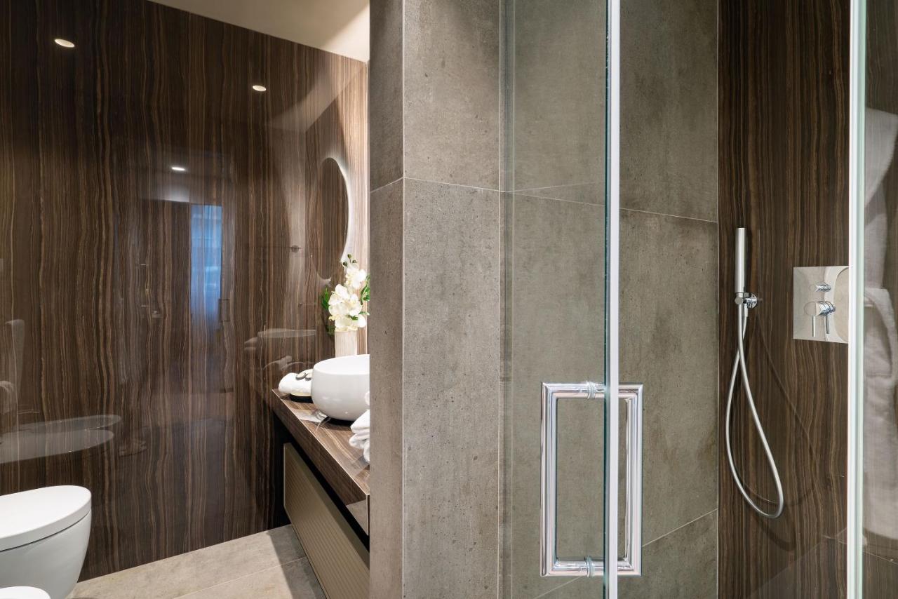 Arts & Crafts Apartments - 3