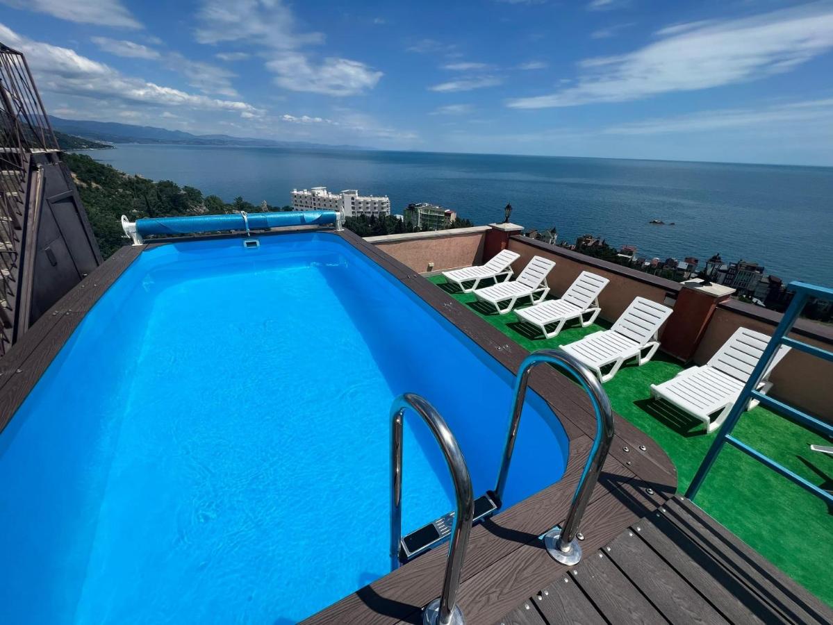 море утес алушта