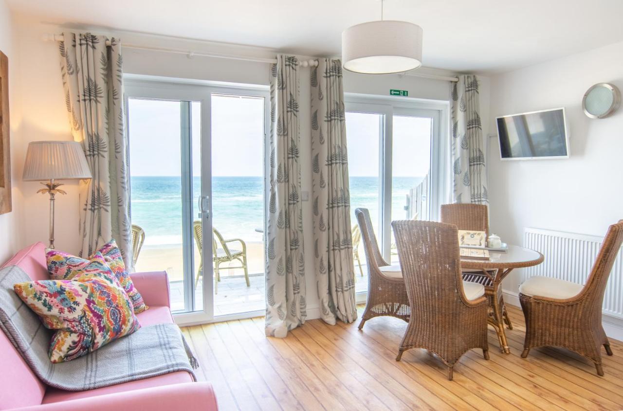 Tolcarne Beach Apartments - Laterooms