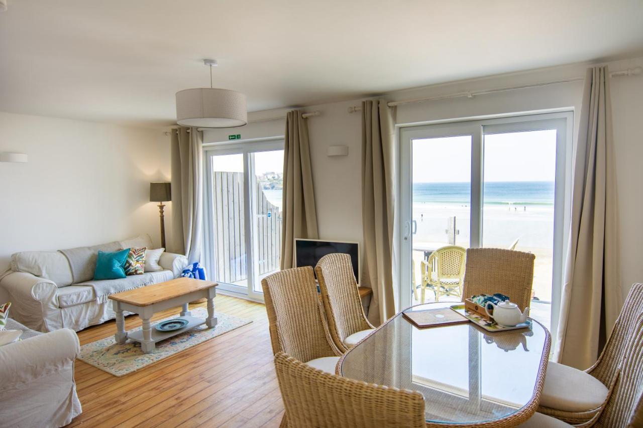 Tolcarne Beach Apartments - Laterooms