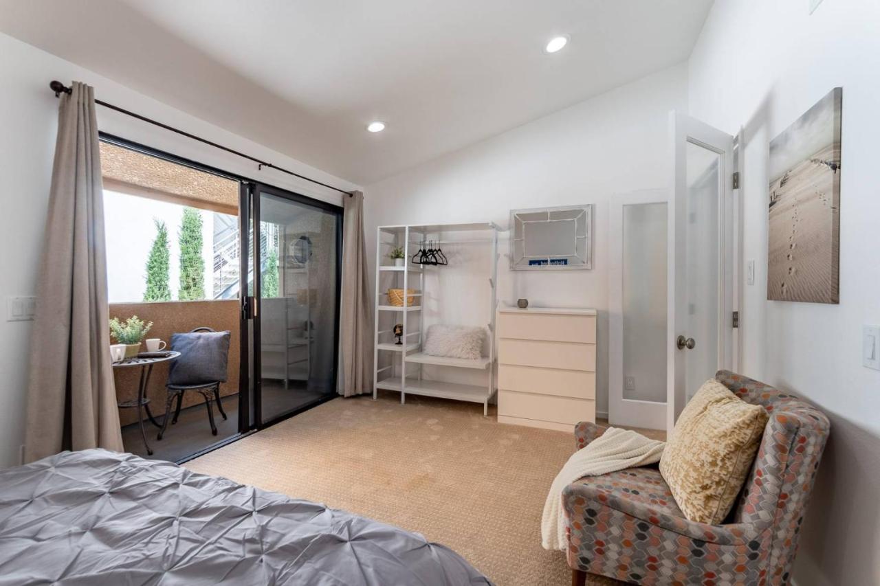 Franklin Hollywood Bowl Loft - 4