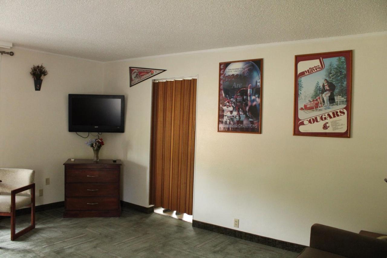 American Travel Inn — photo 13