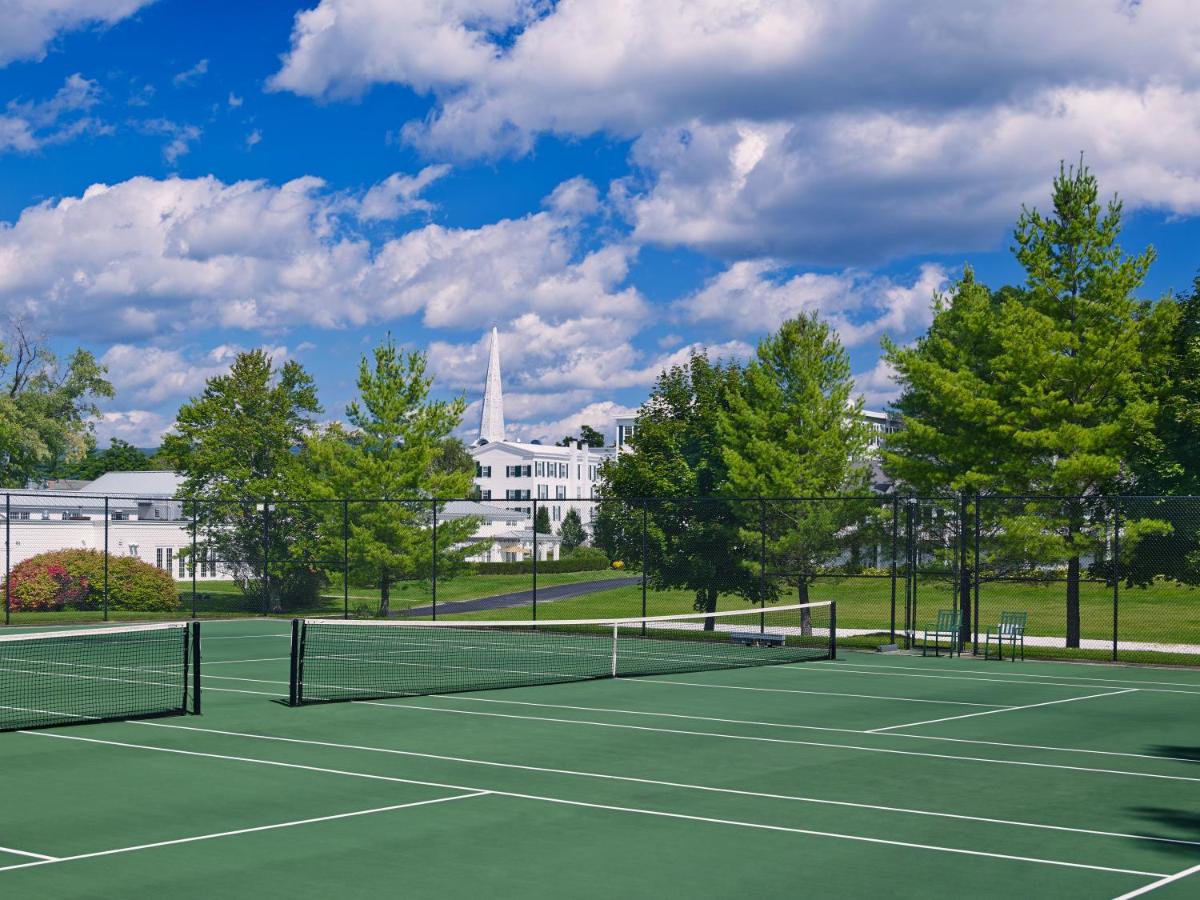 Tennis court: The Equinox Golf Resort & Spa