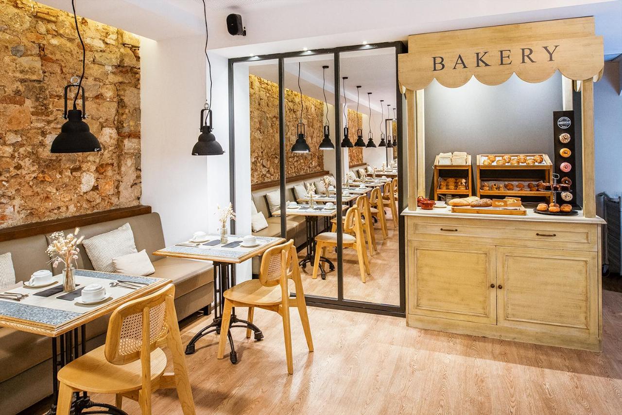 Hotel Well and Come Barcelona - 5