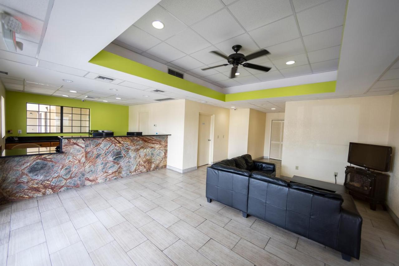 Seabreeze Motel — photo 10