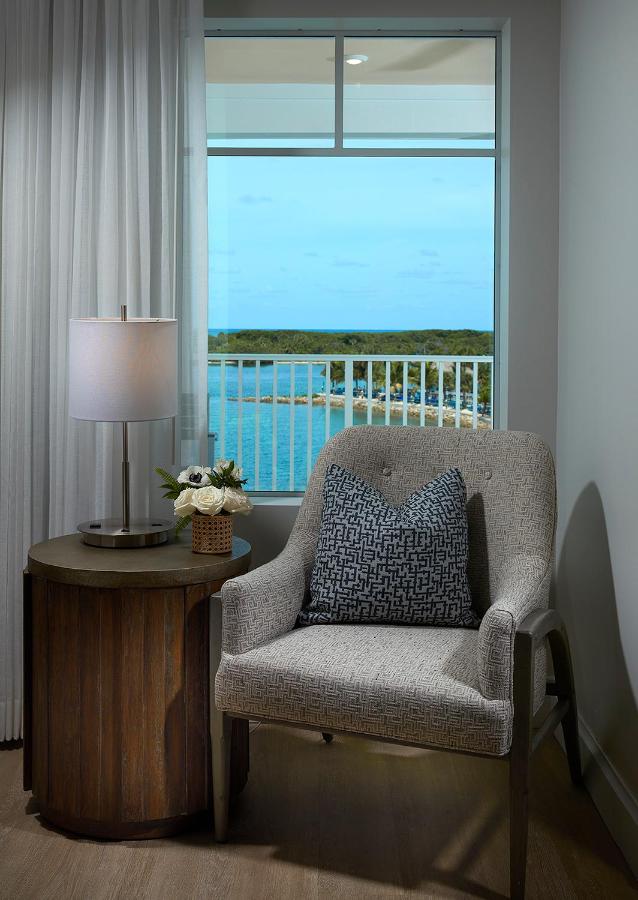 The Pointe Hotel — photo 16