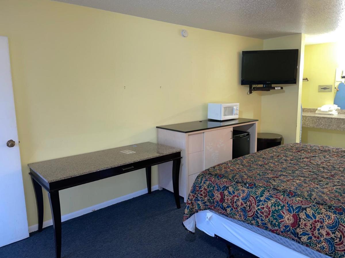 Executive Inn — photo 4