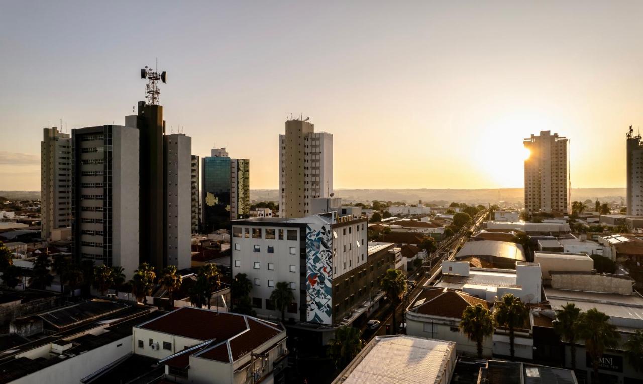 LA HOTEL VOTUPORANGA photo