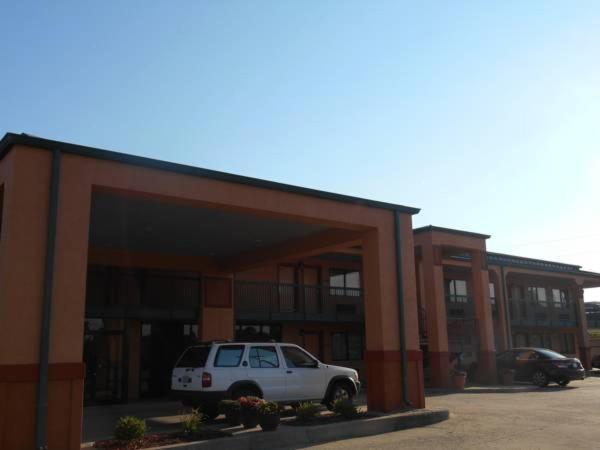 AmeriStay Inn — photo 12