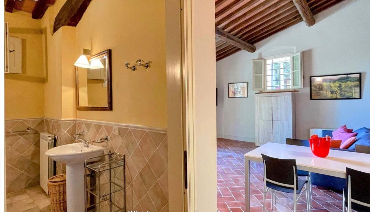 Incantevole borgo con piscine - 3