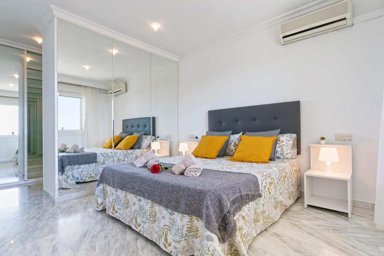 Beach and Pool Holidays at the Grand Coloso - 2