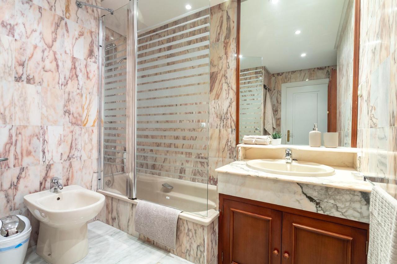 Beach and Pool Holidays at the Grand Coloso - 3