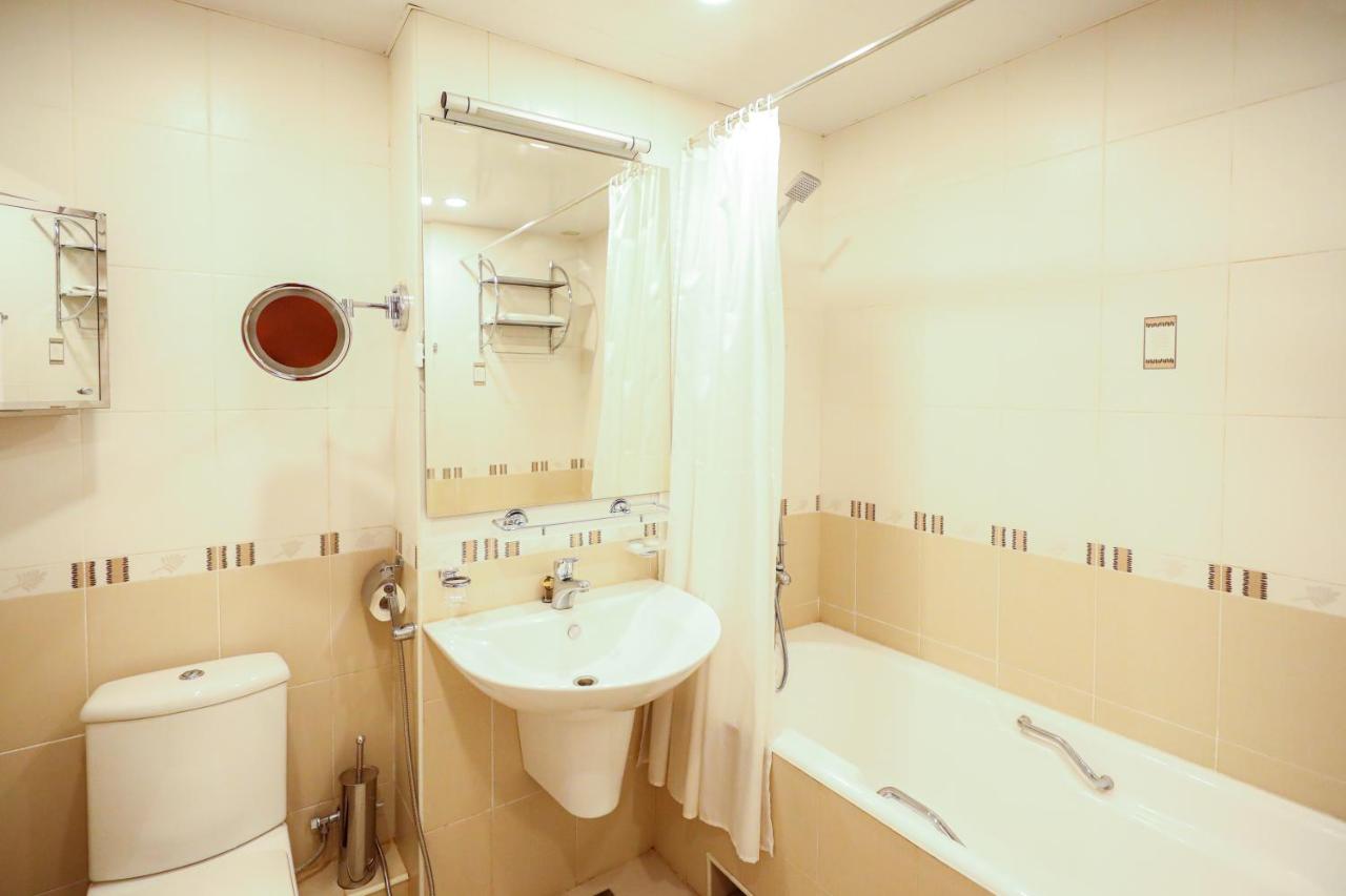 Latar Hotel Yerevan photo