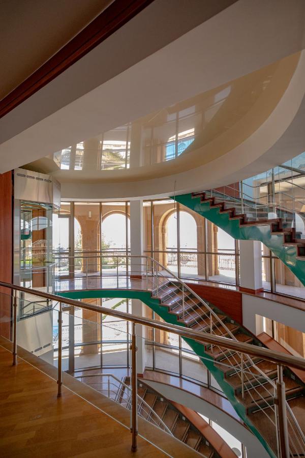 Latar Hotel Yerevan photo