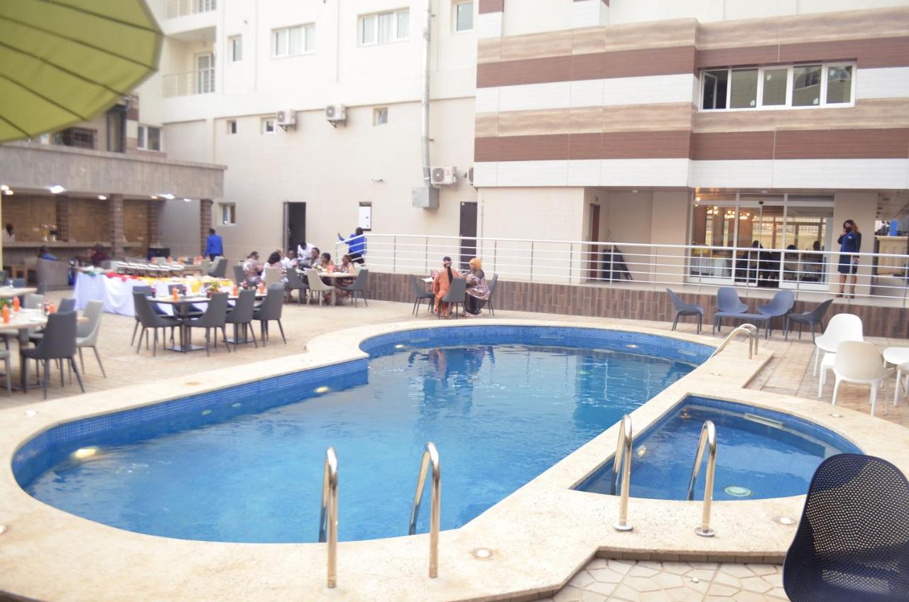 SUITA HOTEL photo