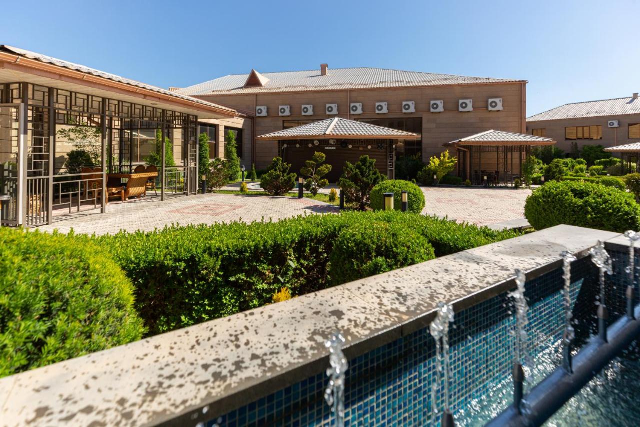 La Defense Hotel Yerevan photo