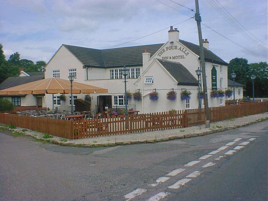 The Four Alls Inn - Laterooms
