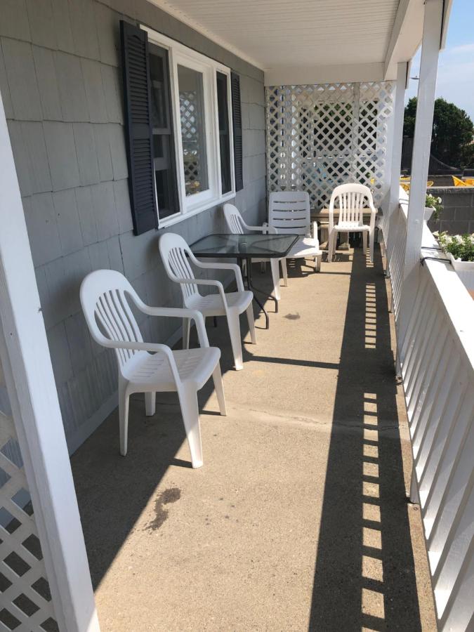 Sandpiper Beachfront Motel — photo 17