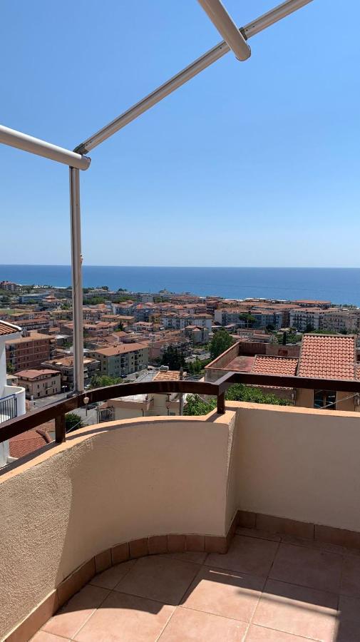 Appartamento con vista mare photo