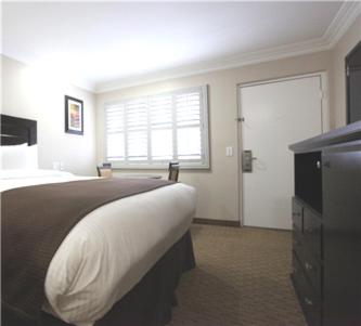 Raincross Hotel Riverside — photo 8